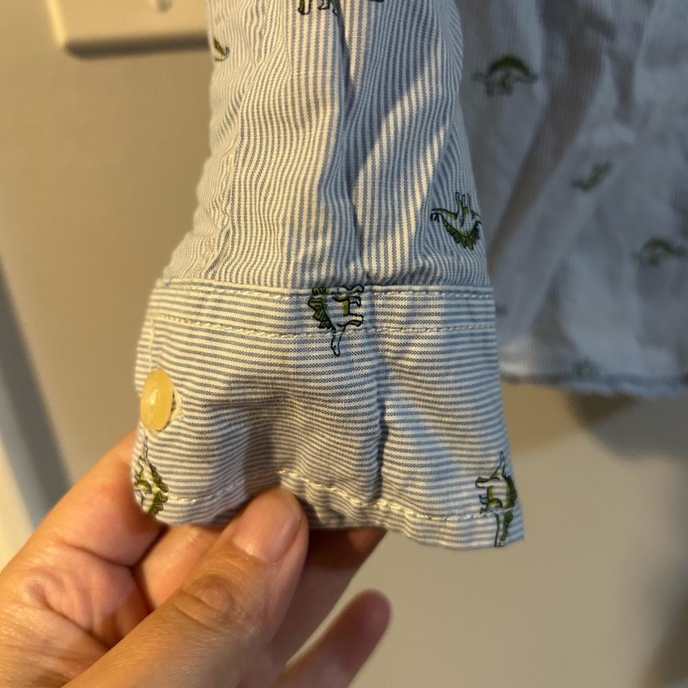 Size 5 3 piece bundle boy dress up (Kenneth Cole, cat and jack, carters) - Picture 5 of 16